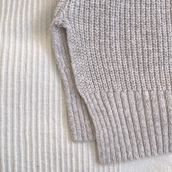 Bp Oatmeal Lightweight Knit Crewneck Sweater Size XS - Picture 3 of 7